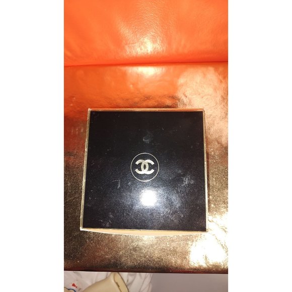 Vintage NOS Chanel NO. 5 Body Powder - Picture 15 of 16